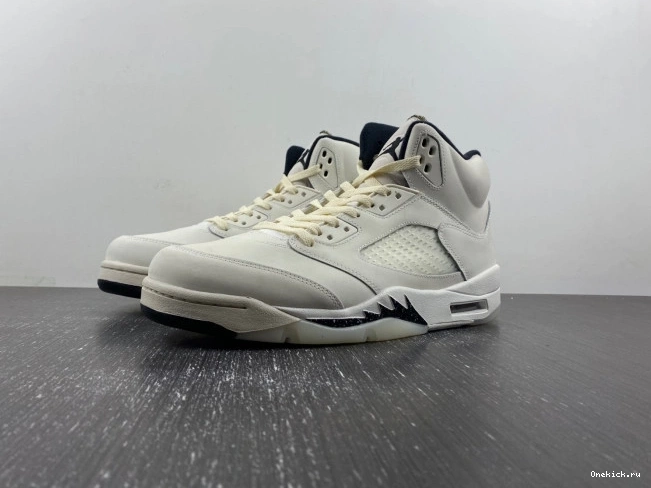 One Kick Air FN7405-100 Jordan 5 Sail SE 0816